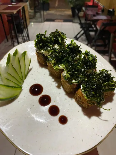 Hot Roll Couve Crispy 10uni.