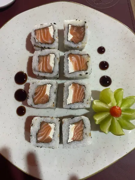 Uramaki Salmão 8 unidades