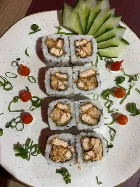Uramaki Crisp 8uni.