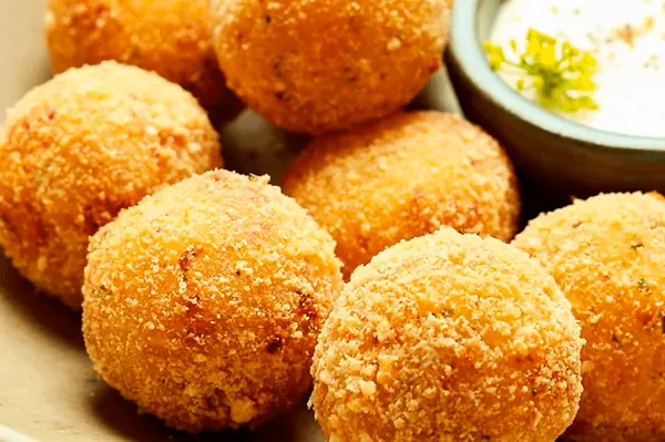 Bolinho de Salmão 8 Unidades